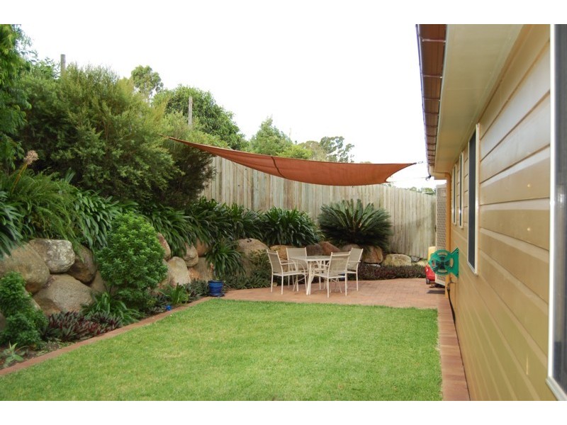 12 Fleetwood Ct, Ferny Hills QLD 4055