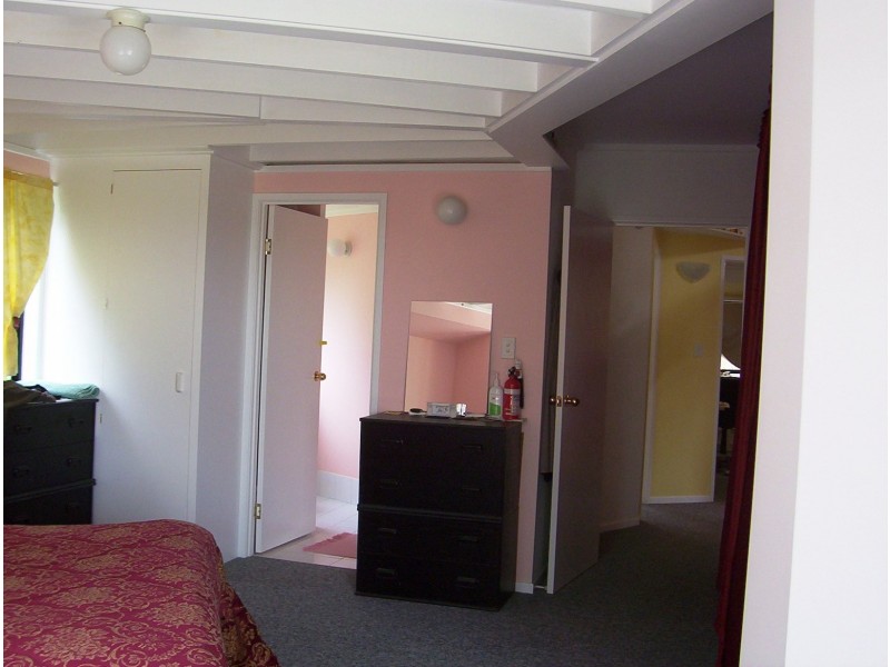 Eagle Heights QLD 4271
