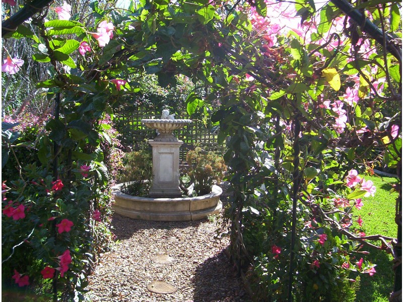 Eagle Heights QLD 4271