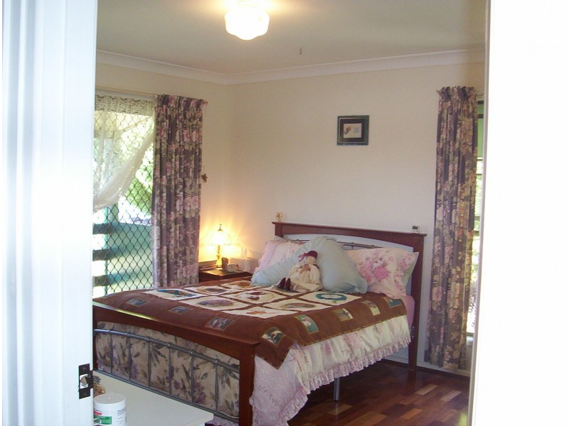 Eagle Heights QLD 4271
