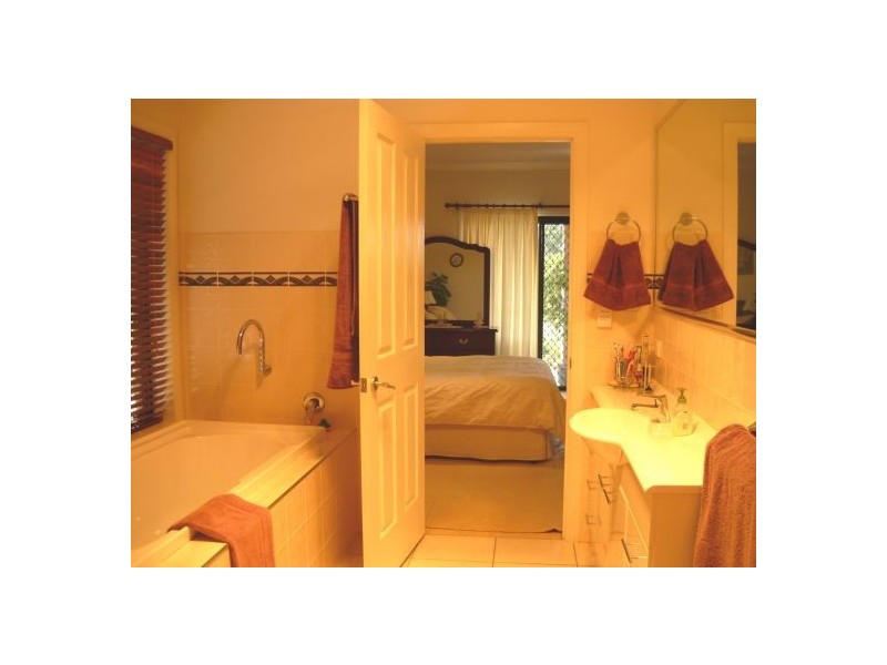 North Tamborine QLD 4272