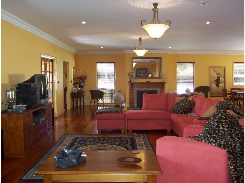 Eagle Heights QLD 4271