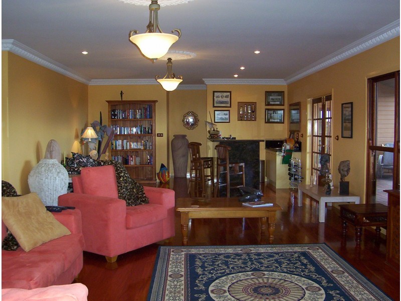 Eagle Heights QLD 4271