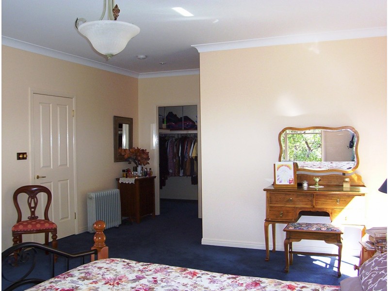 Eagle Heights QLD 4271