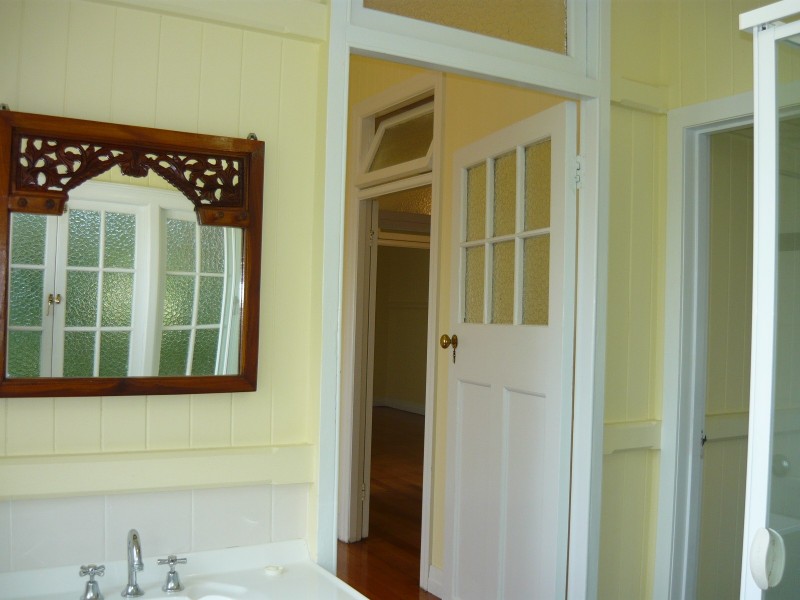 Eagle Heights QLD 4271