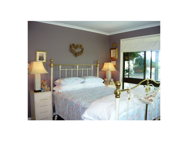 10 Erebus Court, Eagle Heights QLD 4271