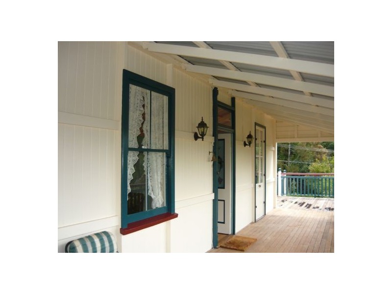 Eagle Heights QLD 4271