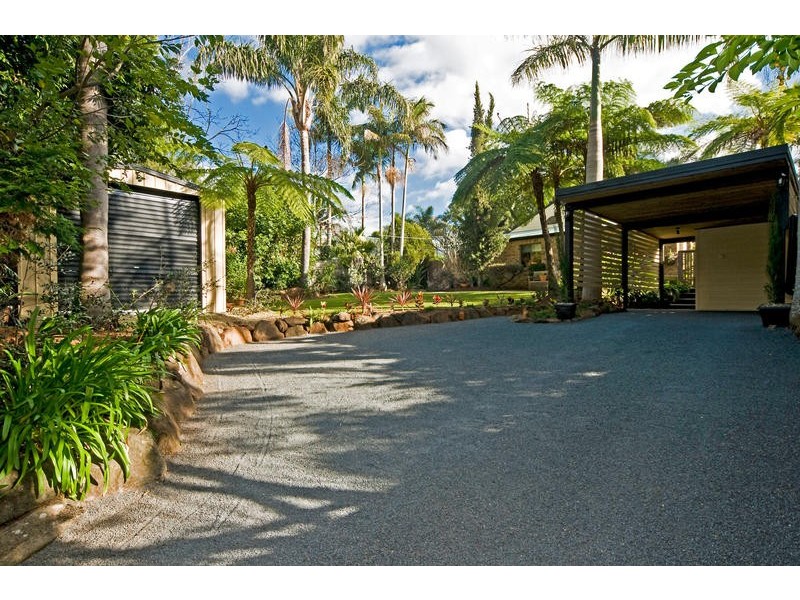54 Macdonnell Road, Eagle Heights QLD 4271