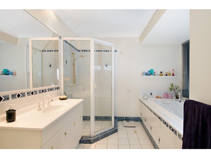 Eagle Heights QLD 4271