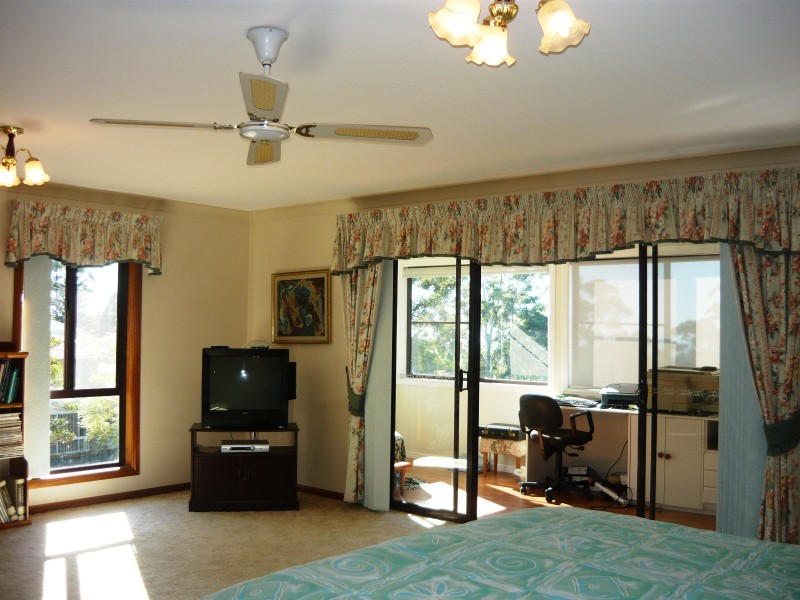 Eagle Heights QLD 4271