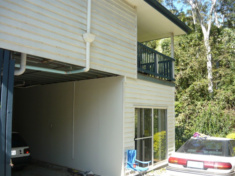 Eagle Heights QLD 4271