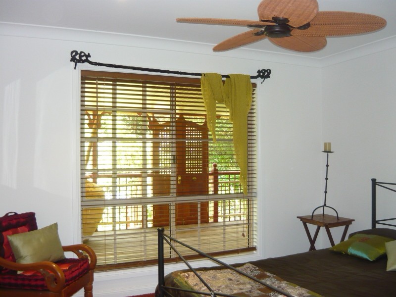 Eagle Heights QLD 4271