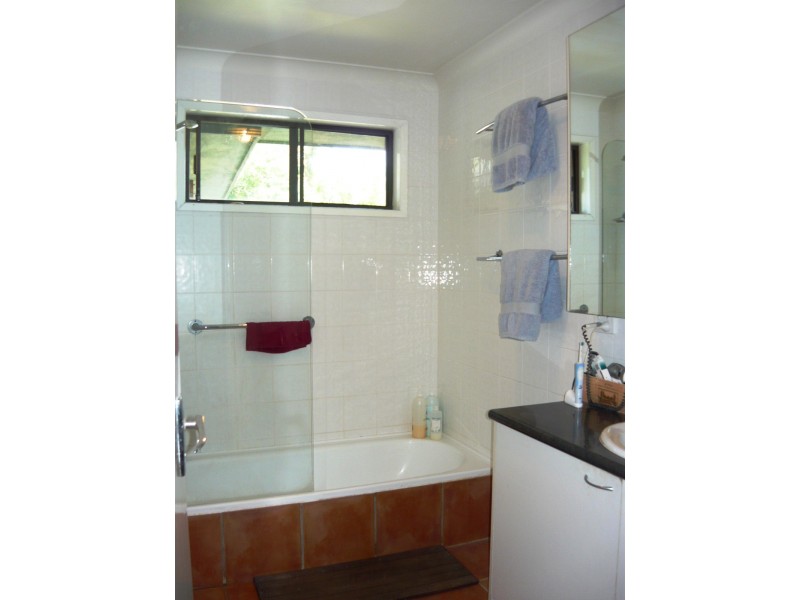 Eagle Heights QLD 4271