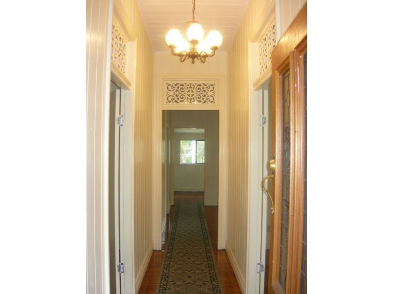 41 Kinabalu Drive, Eagle Heights QLD 4271