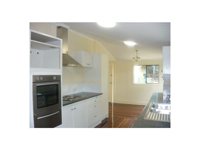 41 Kinabalu Drive, Eagle Heights QLD 4271