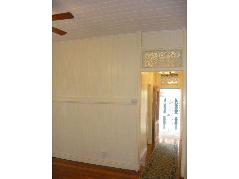 41 Kinabalu Drive, Eagle Heights QLD 4271