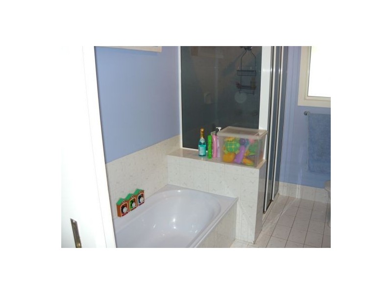 Eagle Heights QLD 4271
