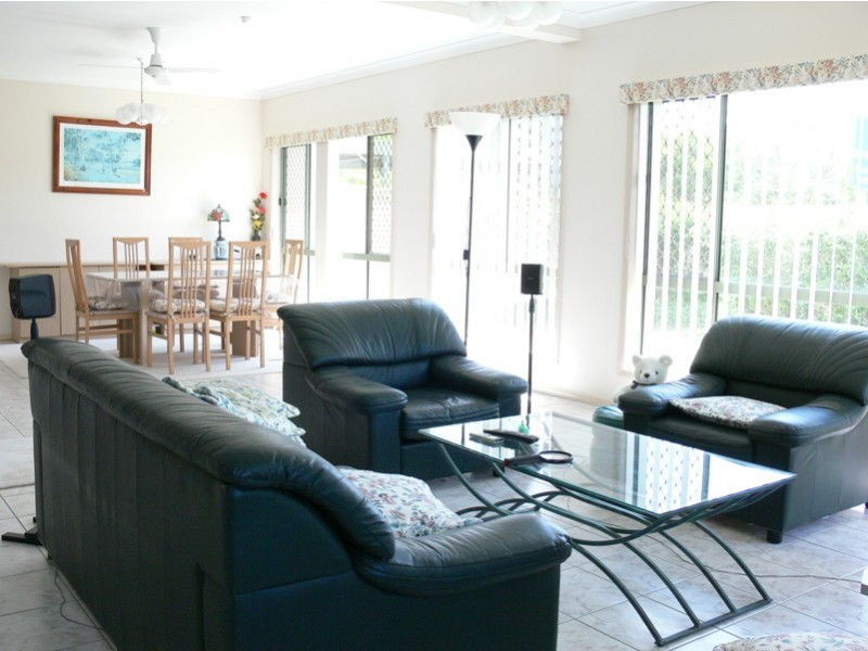 1/34 Markham Av., Runaway Bay QLD 4216