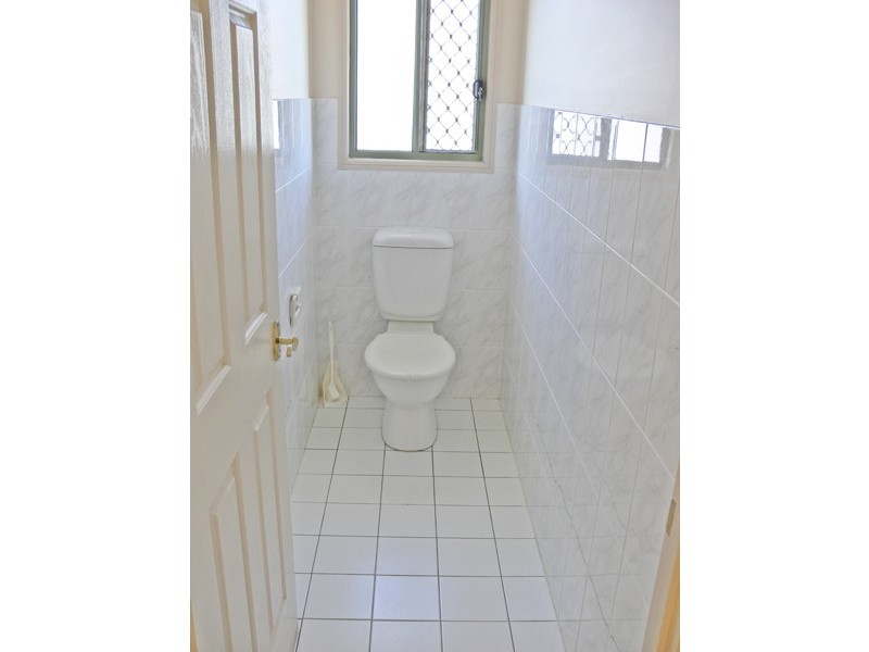 1/34 Markham Av., Runaway Bay QLD 4216