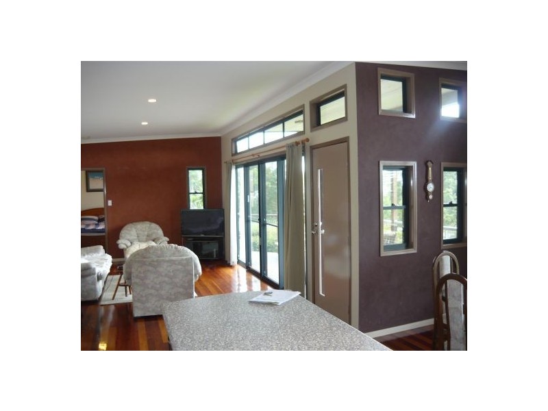 Eagle Heights QLD 4271
