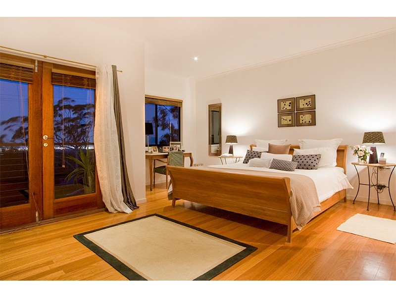 Eagle Heights QLD 4271