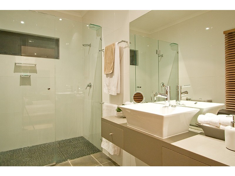 Eagle Heights QLD 4271