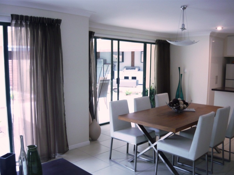 Wongawallan QLD 4210