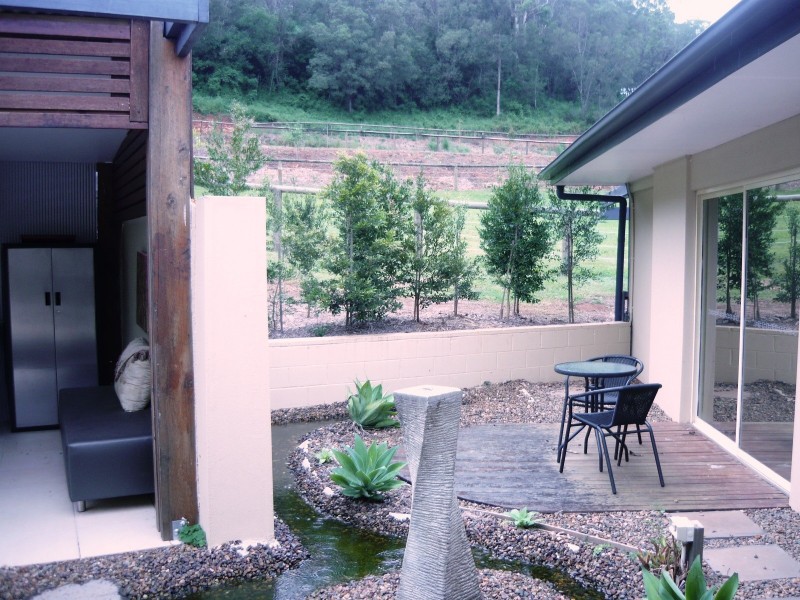 Wongawallan QLD 4210