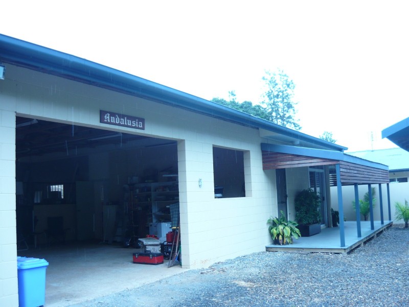 Wongawallan QLD 4210