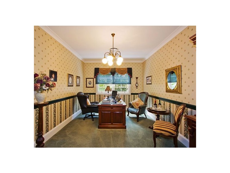 Eagle Heights QLD 4271