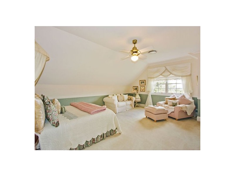 Eagle Heights QLD 4271