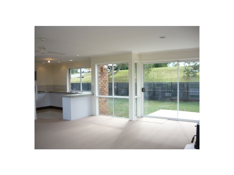 Eagle Heights QLD 4271