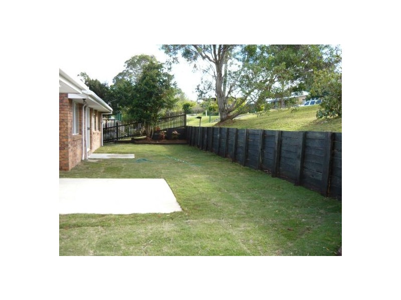 Eagle Heights QLD 4271