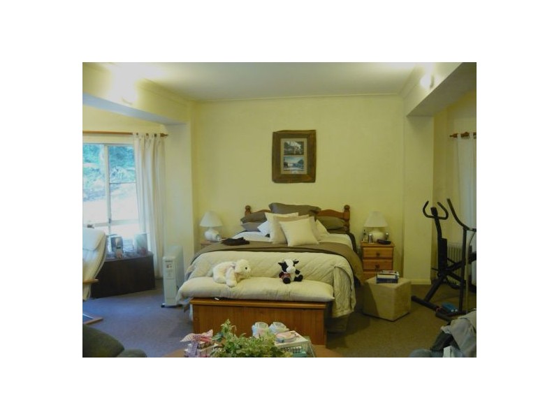 Eagle Heights QLD 4271