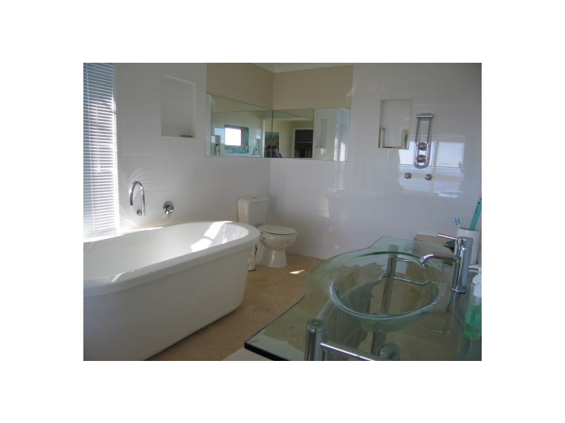 Eagle Heights QLD 4271