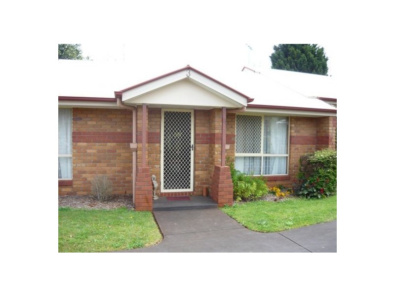 18 Beacon Road, North Tamborine QLD 4272