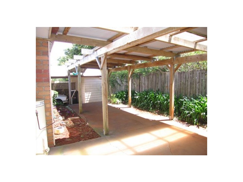 18 Beacon Road, North Tamborine QLD 4272