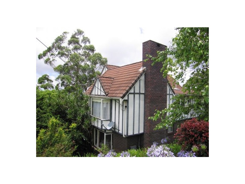 Eagle Heights QLD 4271