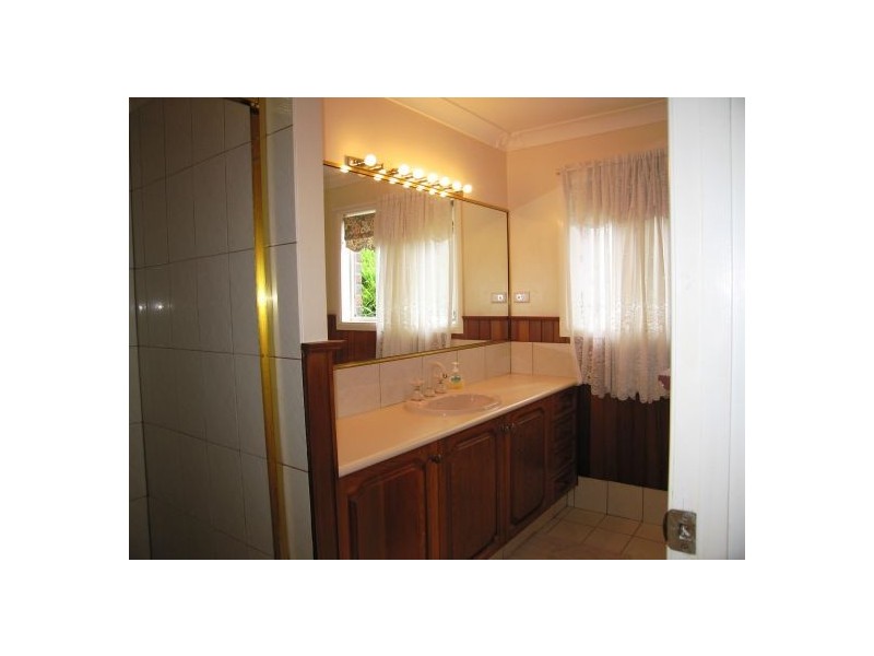Eagle Heights QLD 4271