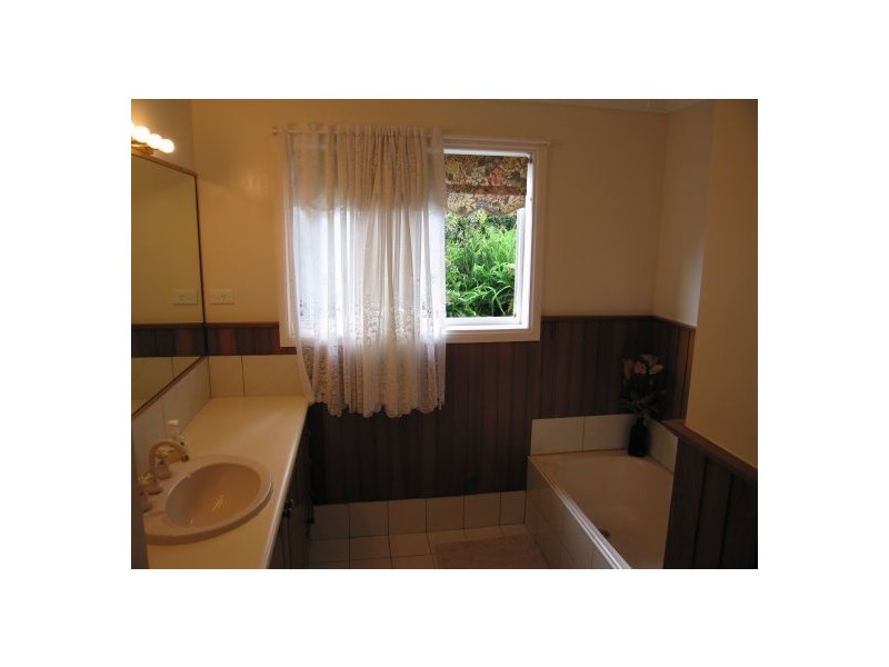 Eagle Heights QLD 4271