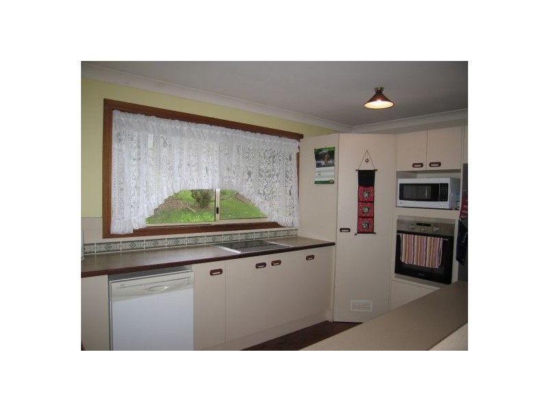 30 Tolima Drive, Eagle Heights QLD 4271