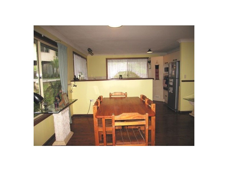 30 Tolima Drive, Eagle Heights QLD 4271