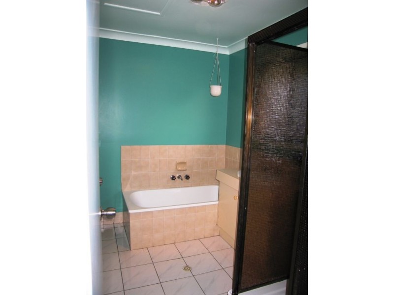 Eagle Heights QLD 4271