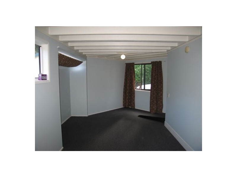 Eagle Heights QLD 4271