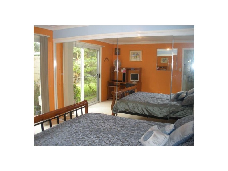 Eagle Heights QLD 4271