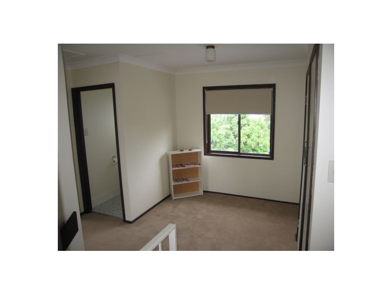 Eagle Heights QLD 4271