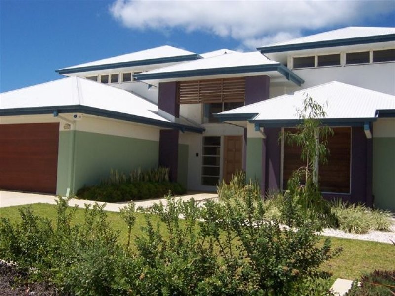 24 Marina Boulevarde, Bribie Island QLD 4507