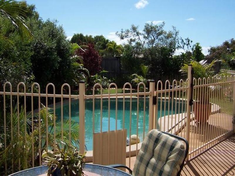 136 Avon Avenue, Bribie Island QLD 4507