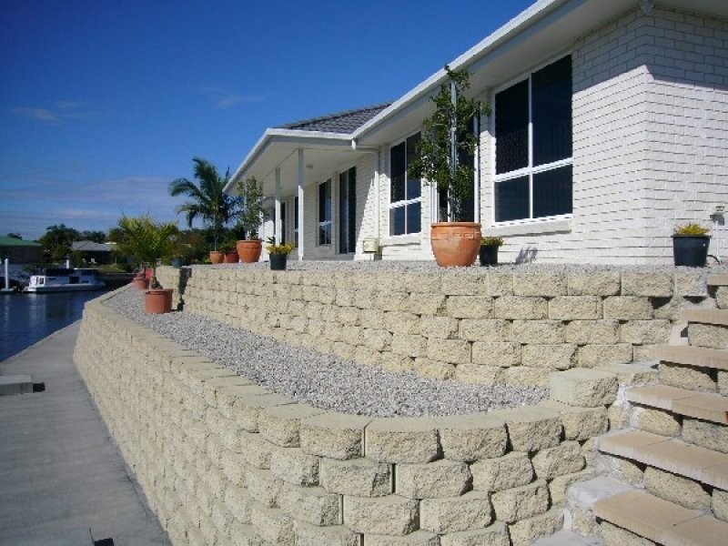 62 Island Parade, Bribie Island QLD 4507