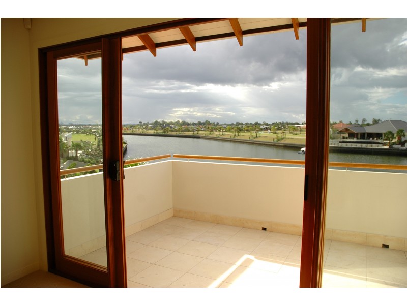 121 Marina Boulevarde, Bribie Island QLD 4507